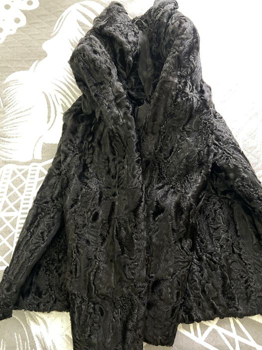 Продам шубу в идаельном состоянии