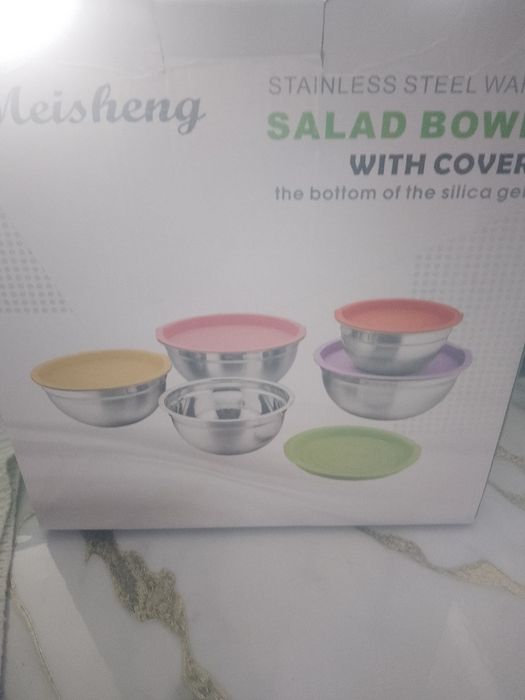 Продам миски в комплекте с тëрками