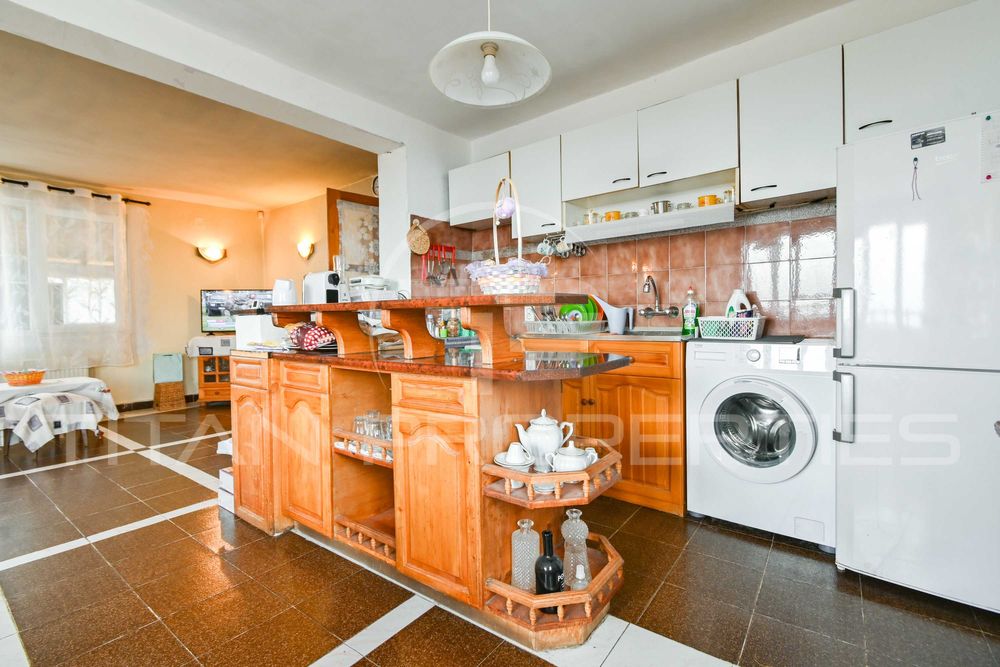 Продава се Къща в с. Храбърско, Област София-област - 200 кв.м за 600 €/кв.м - Снимка #4