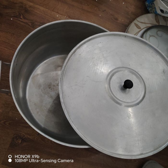 Продам кастрюлю алюминиевый