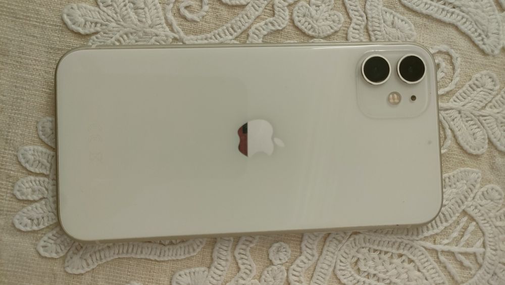 iPhone 11, 128 GB, utilizat, condiții bune