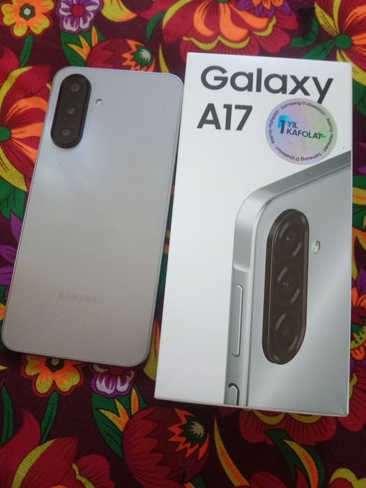 Самсунг А17.128+8 йанги