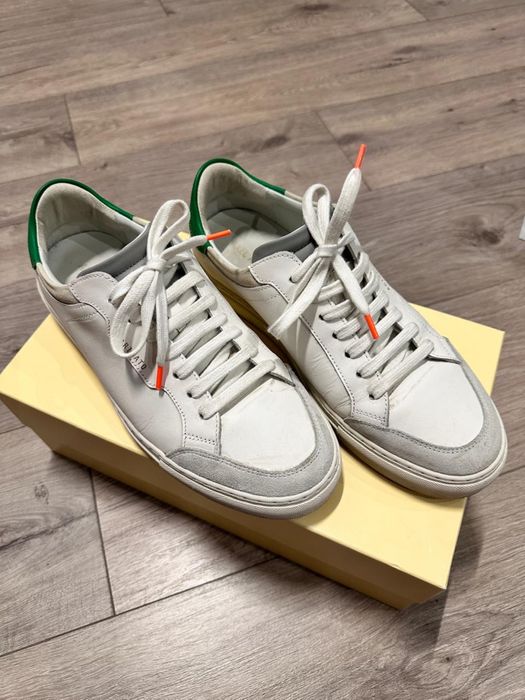 Продаю мужские кеды Axel Arigato