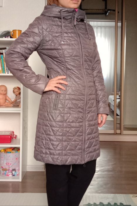 Продам пальто демисезонное