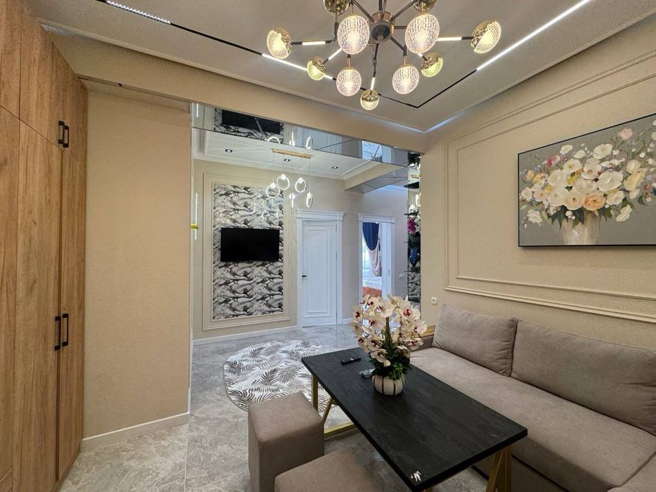 Квартира  Сотилади !