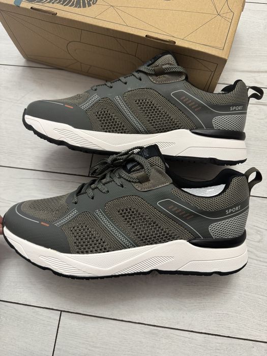 Кроссовки мужские