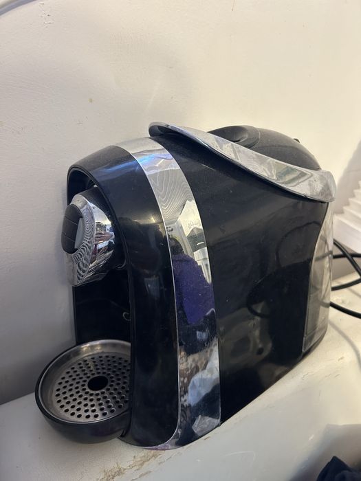 Tchibo caffisimo + set 2capsule inox si tamper