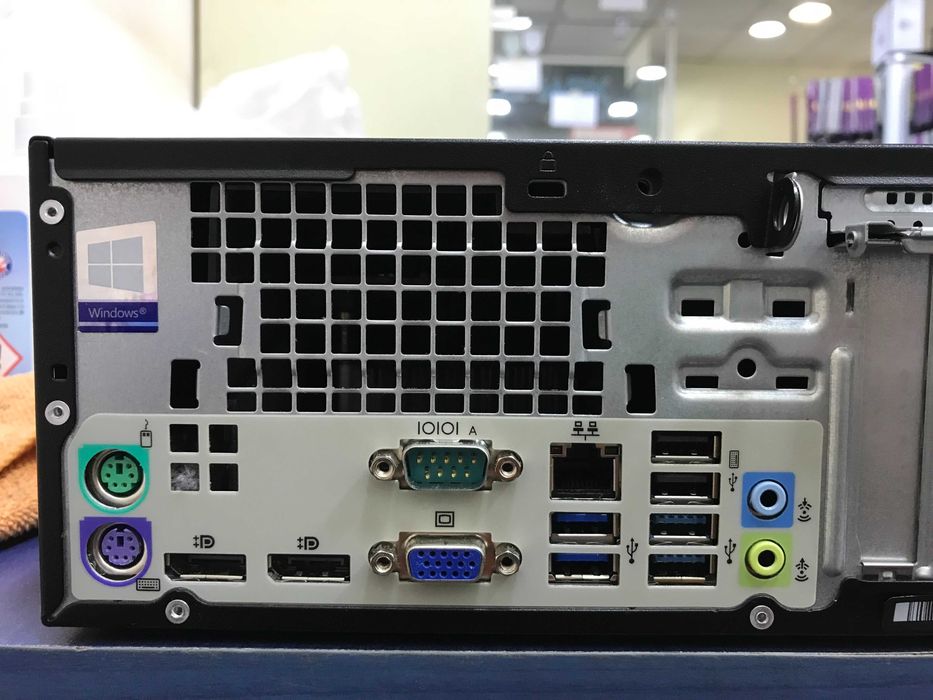 HP EliteDesk 705 G3-SFF,AMD-A12-pro 8870-R12/3.8 GHz-RAM 8 GB DDR4,No Hard