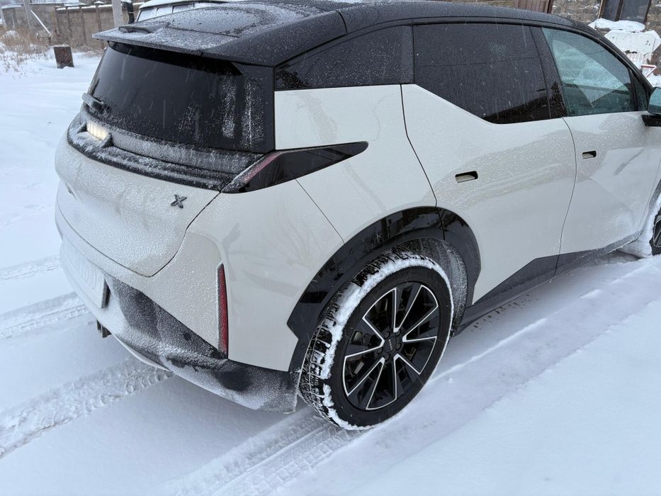 Продам автомобиль ZEEKR X