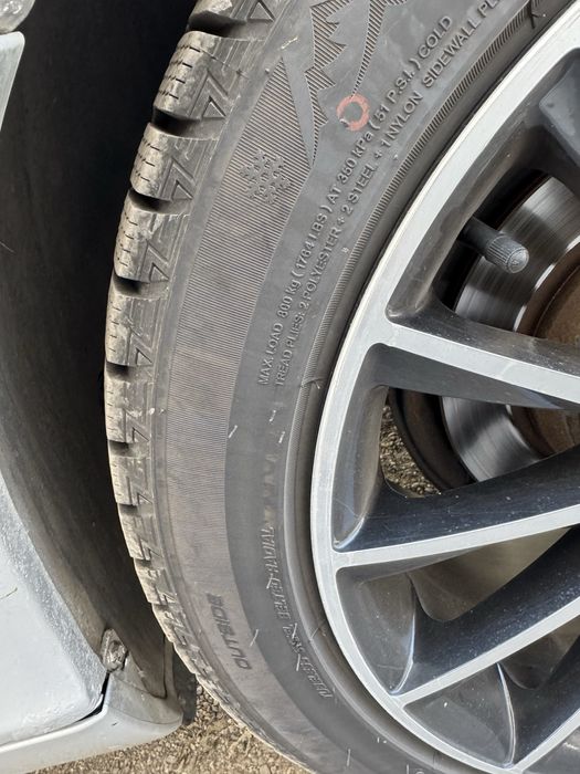 Продам резину 245/45/18