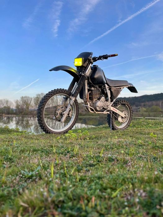 Honda XR 650l за ремонт