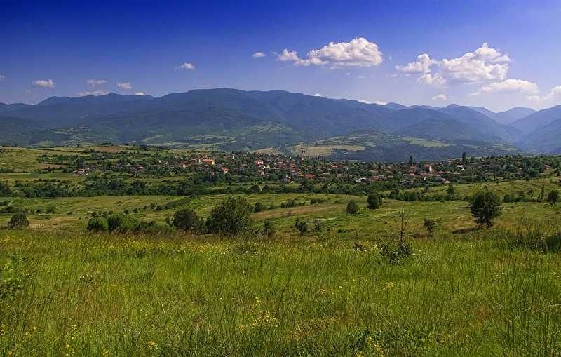 Продава се Парцел в Белово - 758 кв.м за 13 €/кв.м - Снимка #1