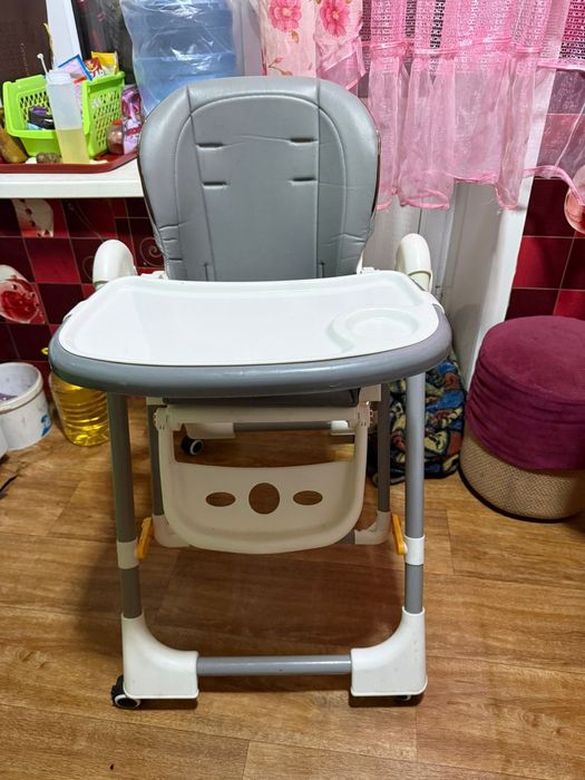 Продам стульчик для кормления