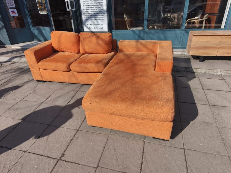 Ъглов диван с функция сън