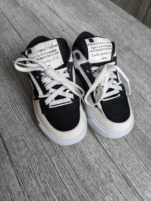 Adidași băiat,33 ,Noi