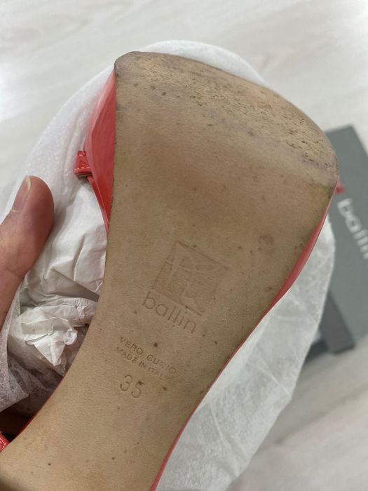 Туфли Ballin на высоком каблуке