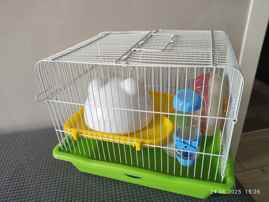 Клетка для хомячков.