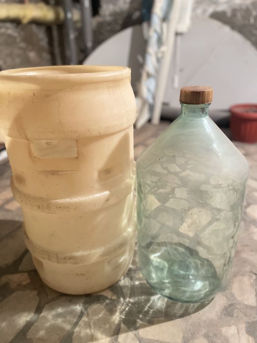 Продам бутыль 20л. Производства СССР.