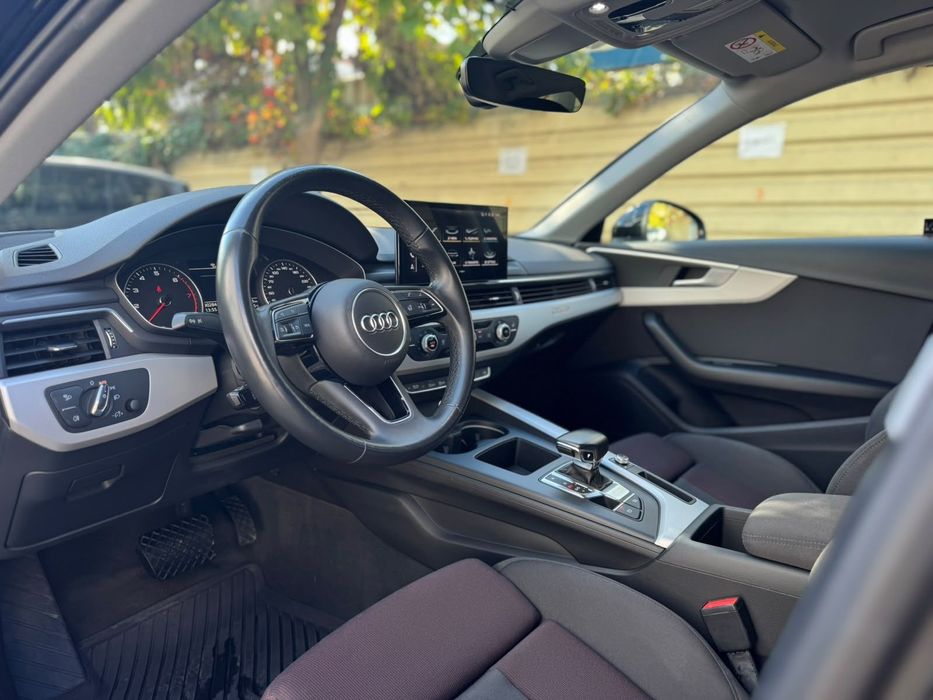 AUDI A4 2022 — imagine 2