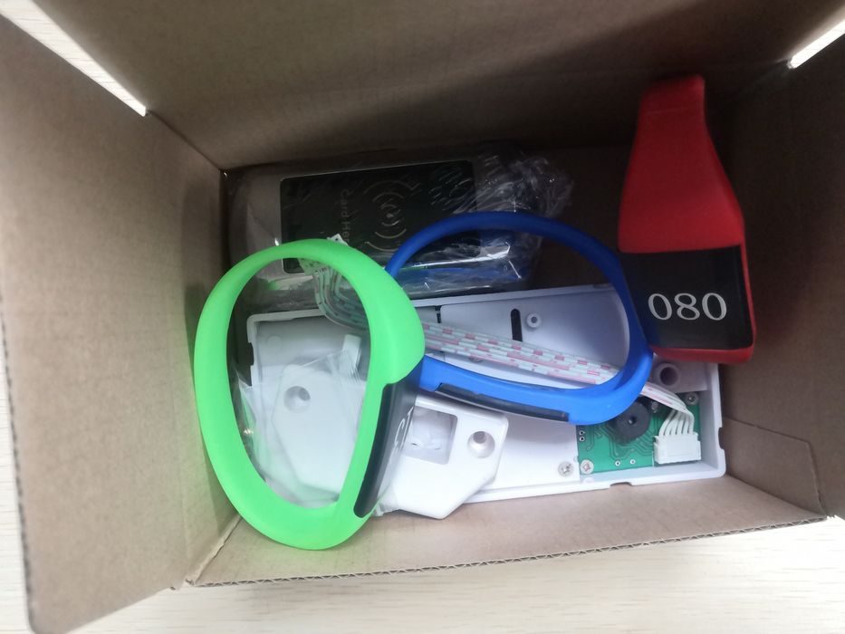 Электронные замки для шкафчиков