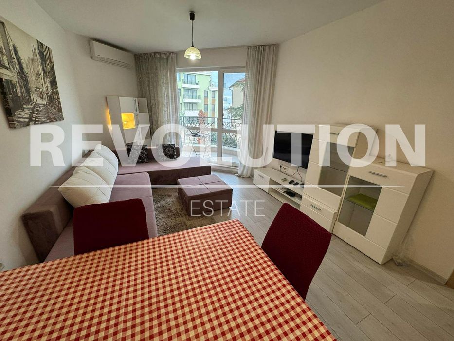 Дава се под наем Двустаен апартамент в Варна, Бриз - 60 кв.м за 548.25 € - Снимка #1