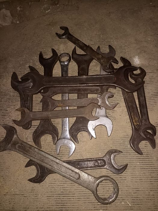 Продам Ключи рожковые