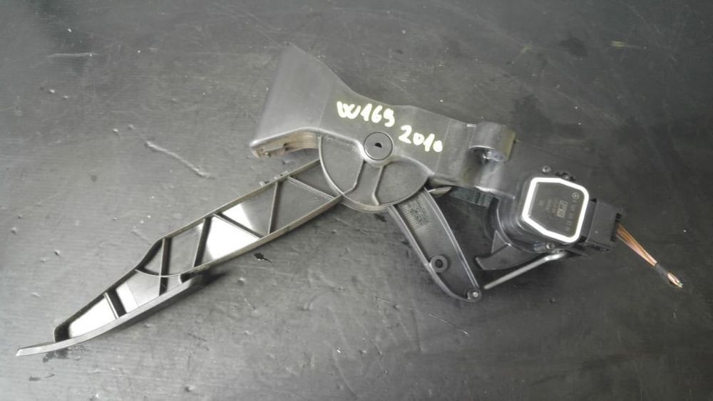Pedala acceleratie mercedes a-class w169 a1693000304