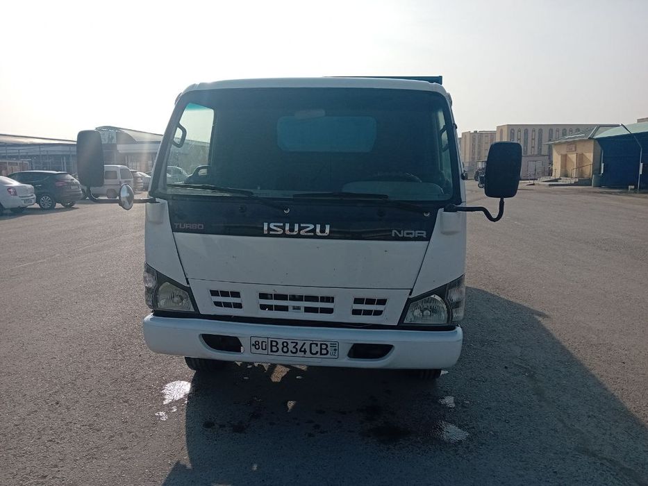 Isuzu samosval sotiladi