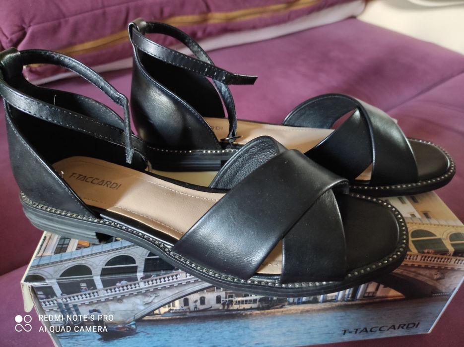 Босоножки женские