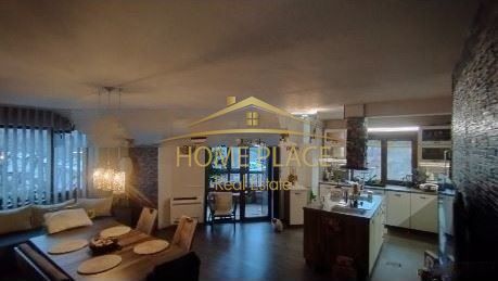 Продава се Тристаен апартамент в Варна, Възраждане 4 - 133 кв.м за 1655 €/кв.м - Снимка #4