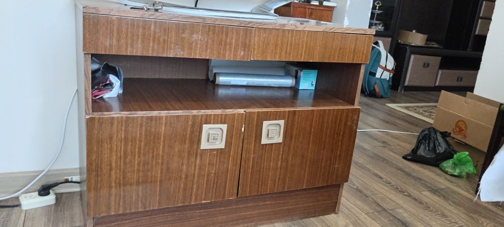 Мебель для гостиной и спальни