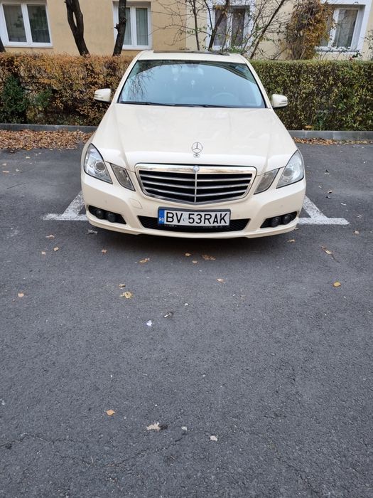 MERCEDES-BENZ E-Class 2012 — imagine 3
