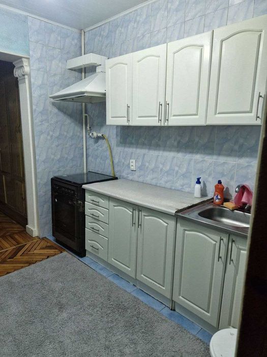 4 хонали квартира ижарага берилади Ц6 ЖК Казахстан олдида АРЕНДА