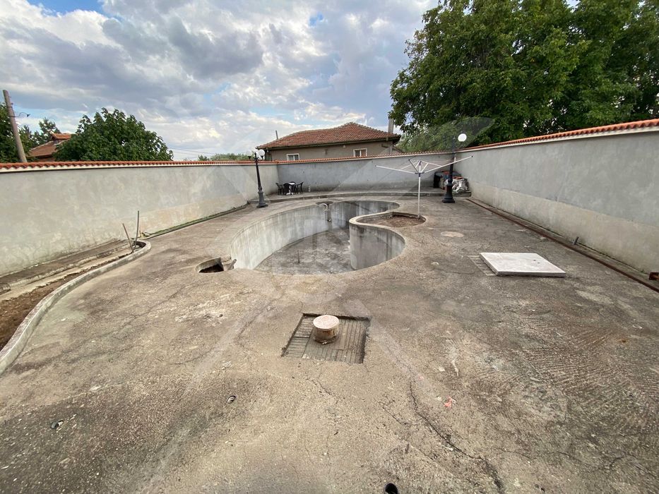 Продава се Къща в с. Чешнегирово, Област Пловдив - 448 кв.м за 442 €/кв.м - Снимка #3