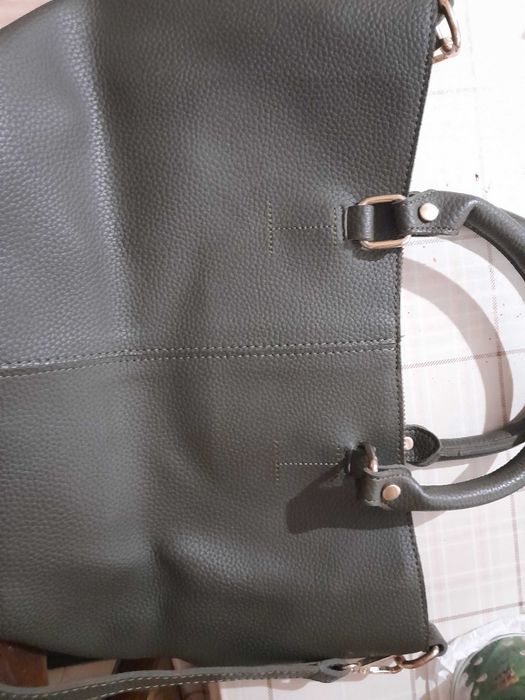 Продам сумки в отличном. состоянии