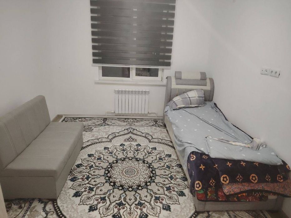 Сдается 2х комнатная квартира
С обстановкой 
В горде Алмалыке