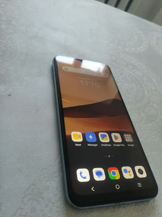 Продам телефон 128 гб