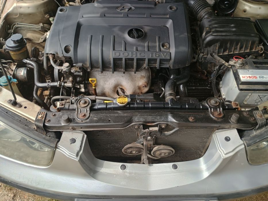 Hyundai Elantra 1.6i