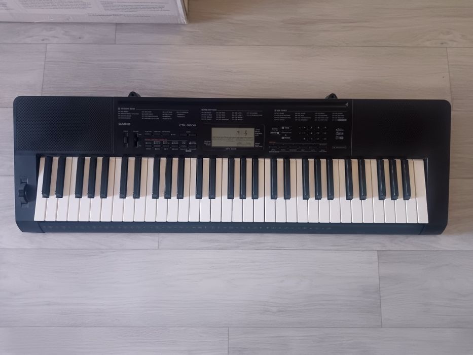Синтезатор Casio CTK-3200