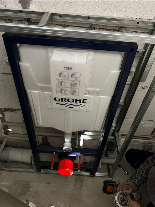 Кафельшик. Сантехник.