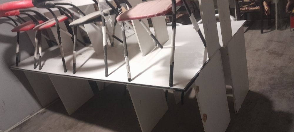 Продается кампютеры ,стол  аксесуары