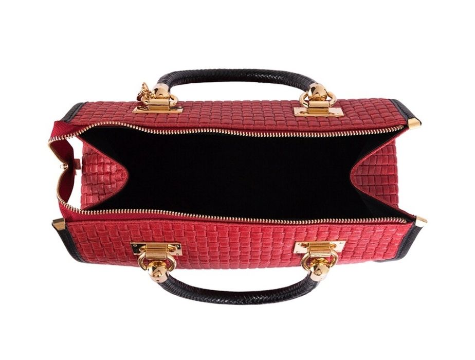 Geanta de piele, o singura purtare