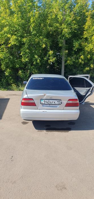 Продам ниссан блюберд
