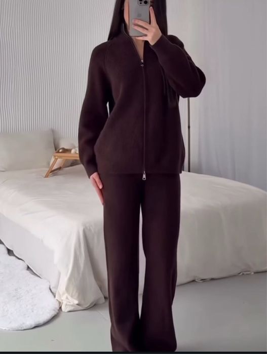 Двойка коричневый