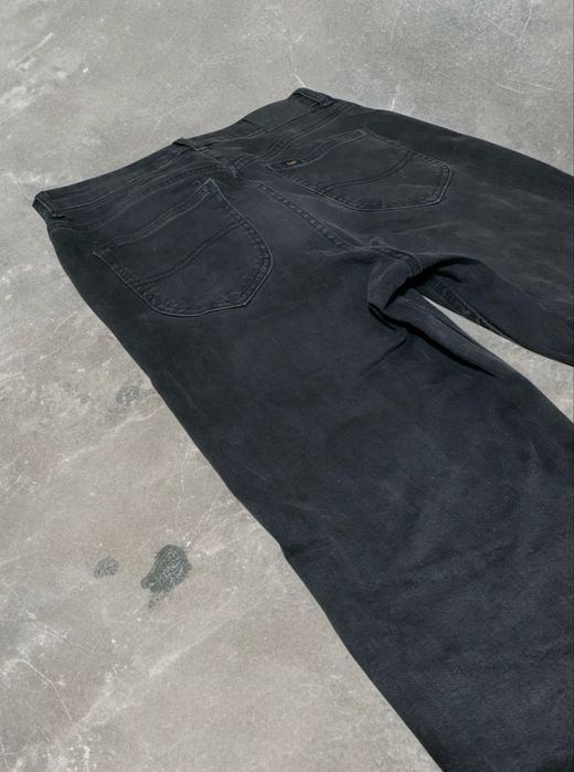 Blugi Lee negri – model clasic, stare foarte bună