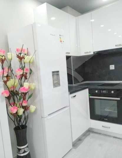 Продава се Тристаен апартамент в Пловдив, Христо Смирненски - 83 кв.м за 2049 €/кв.м - Снимка #2