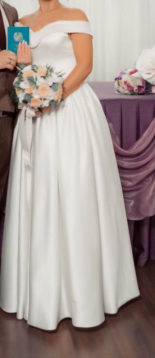 Продаю свадебное платье