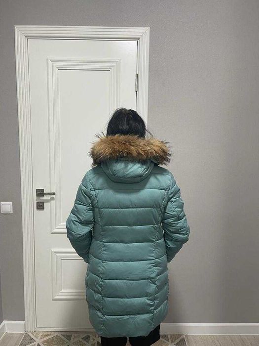Куртка для девушек. Зимний. очень теплый