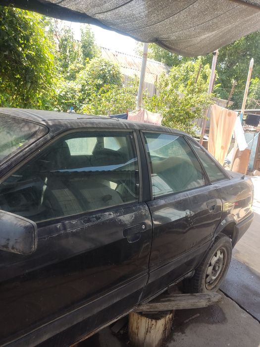 Прдаётся Ауди 80