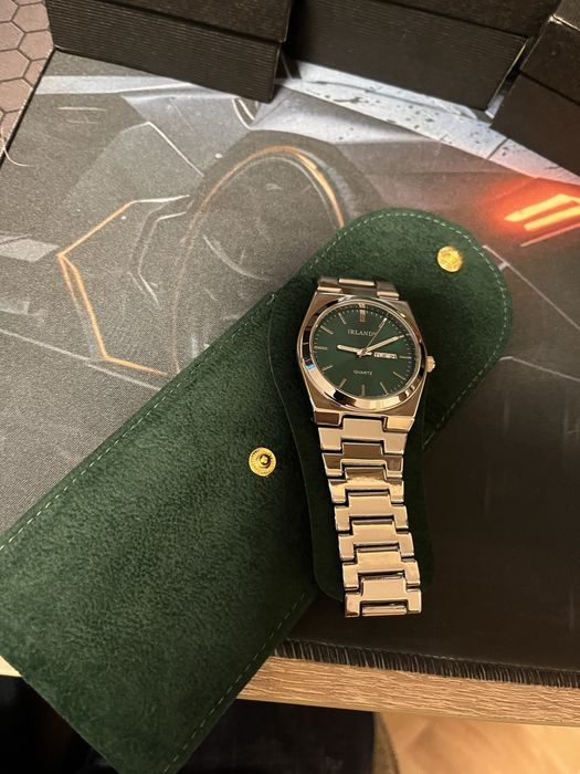 ЧИСТО НОВ! Много хубав механичен часовник!